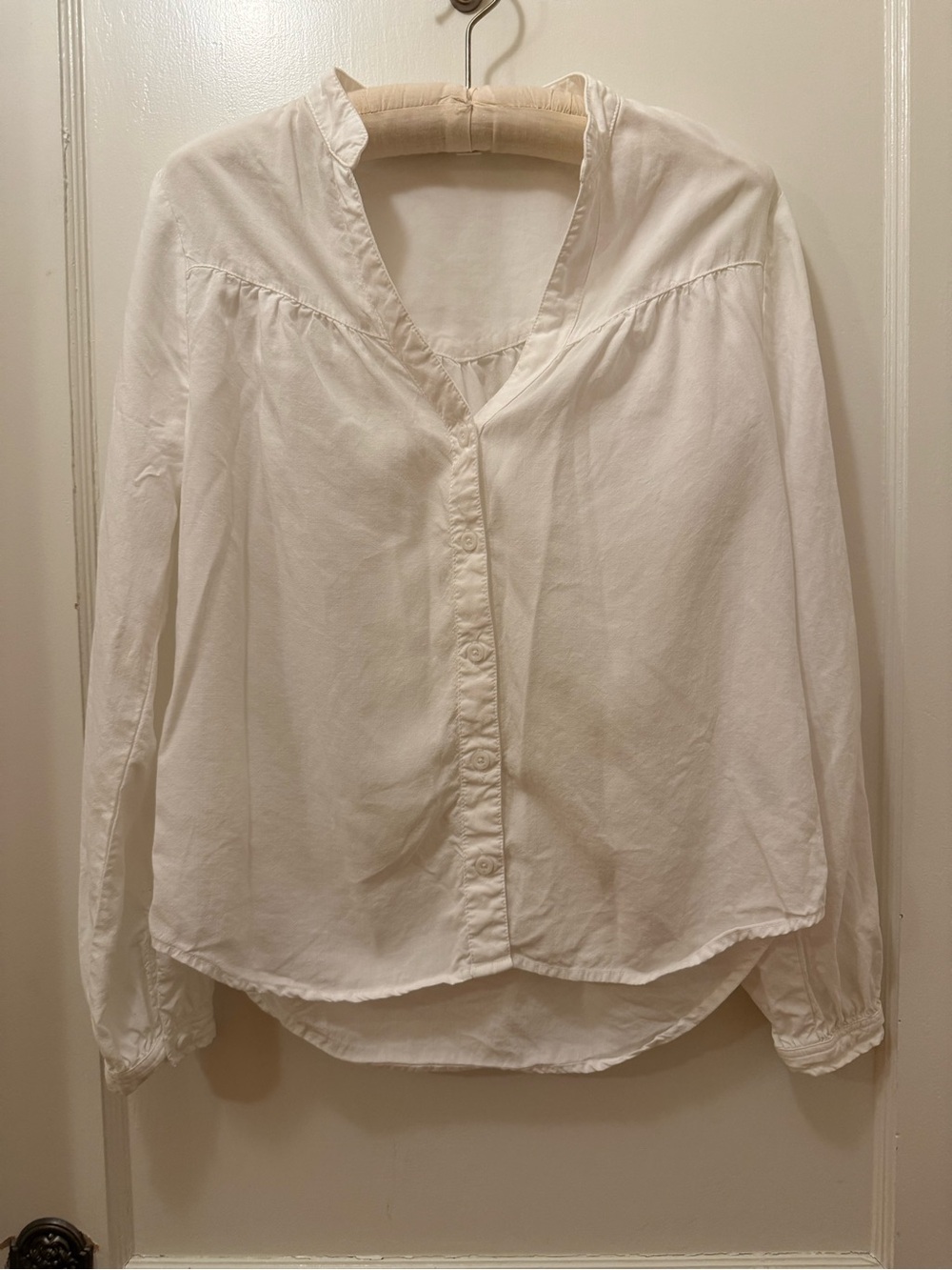 Cloth and Stone For Anthropologie White Button-Front V-Neck Blouse EUC